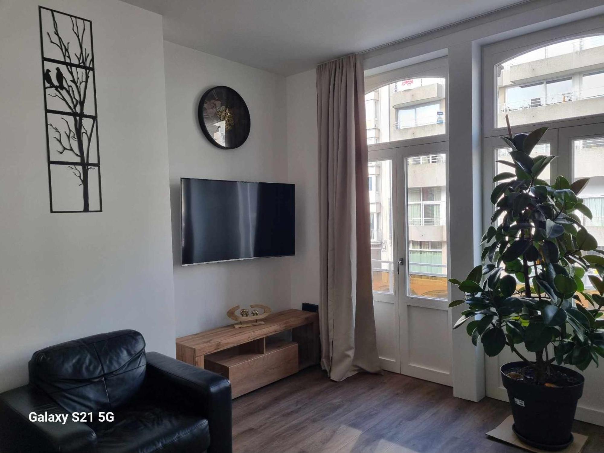 Welcome-renovated & Air-conditioned Appartement