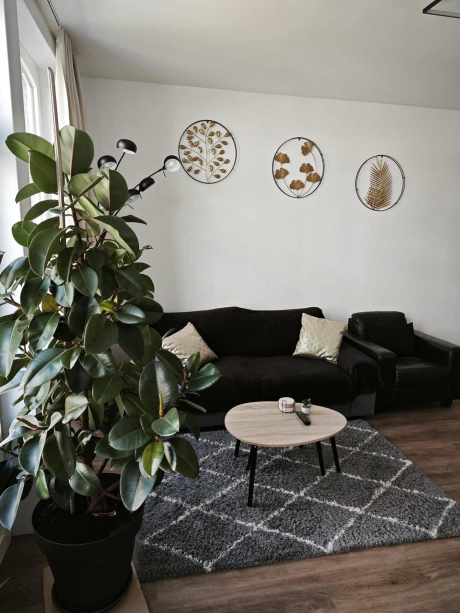 Welcome-renovated & Air-conditioned